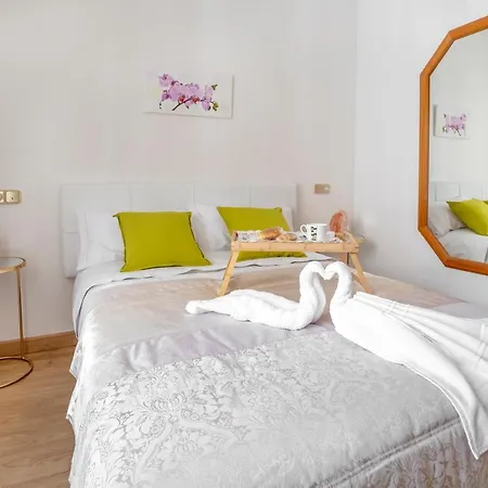 Candela Apartment